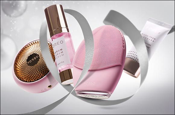 Festive FOREO Gifts for Skincare Gurus this Holiday