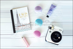 FOREO's LUNA go is the world's tiniest anti-aging electric cleanser