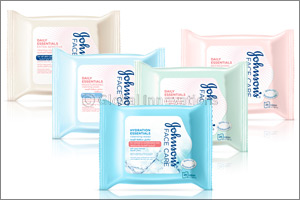 Get more from your face wipes with JOHNSON'S� Facial Wipe Hacks