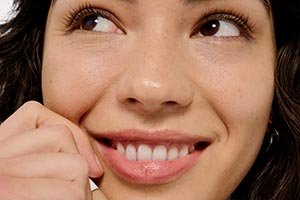 Meet the Concealer of Your Dreams: Benefit Cosmetics Launches POREfessional Concealer